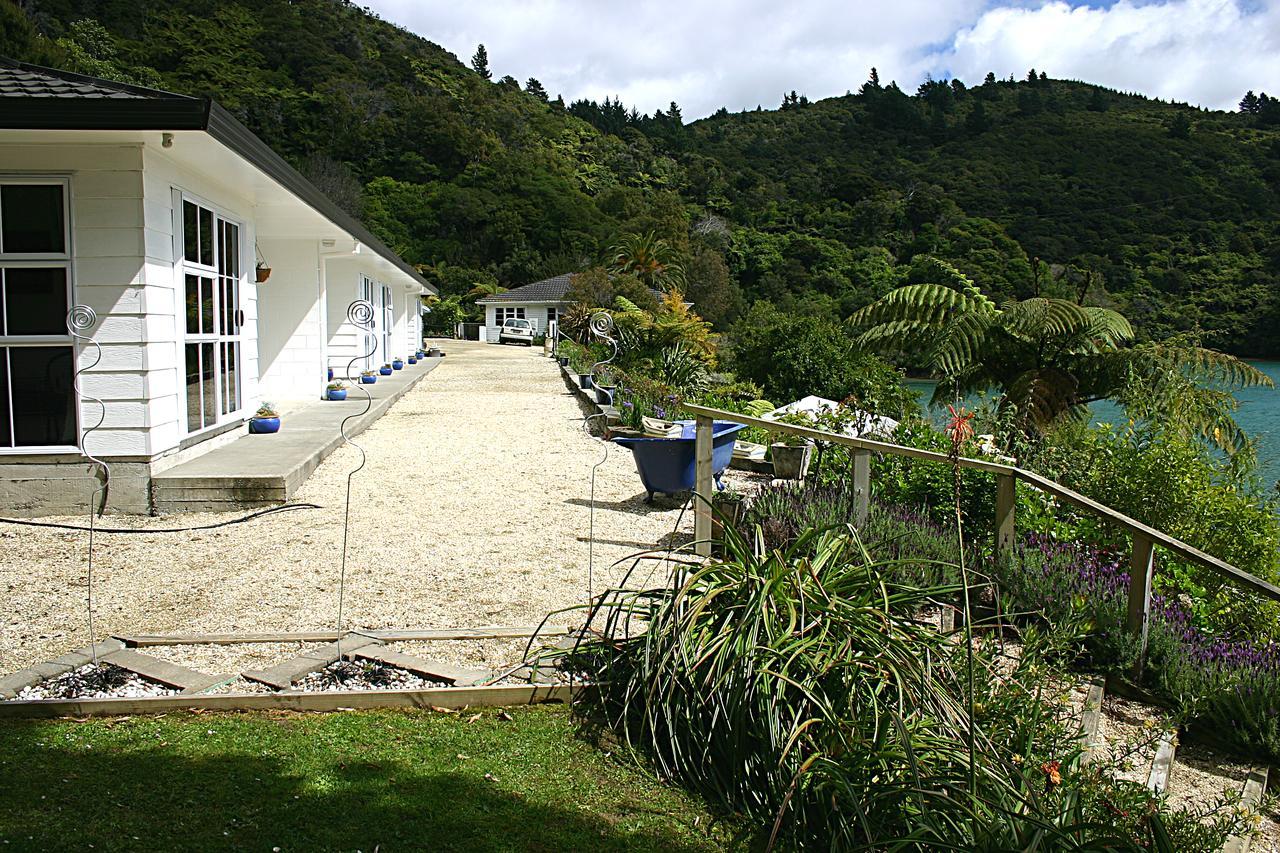 Te Mahia Bay Resort Lochmara Bay Exterior photo